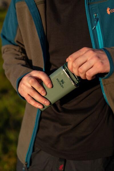 STANLEY Easy Fill Flask, 8 oz, Hammertone Black