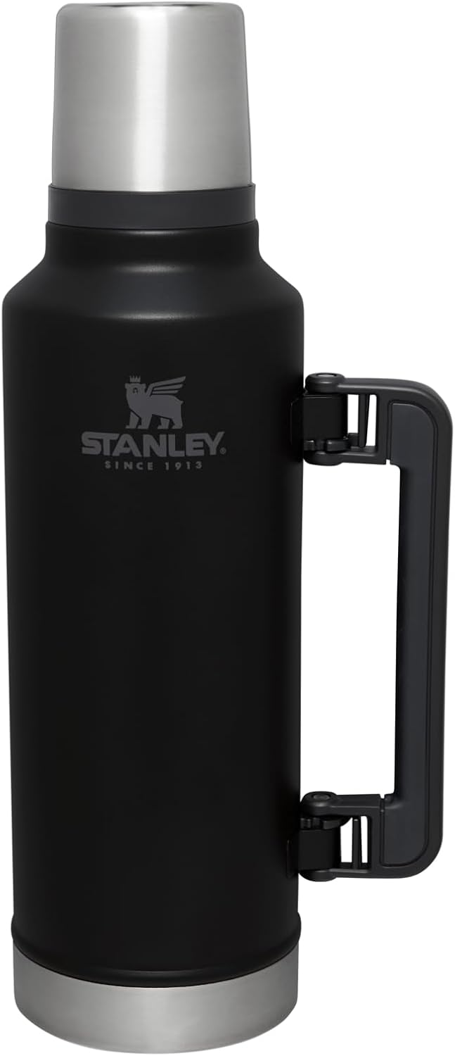 Stanley Classic Legendary Vacuum Bottle