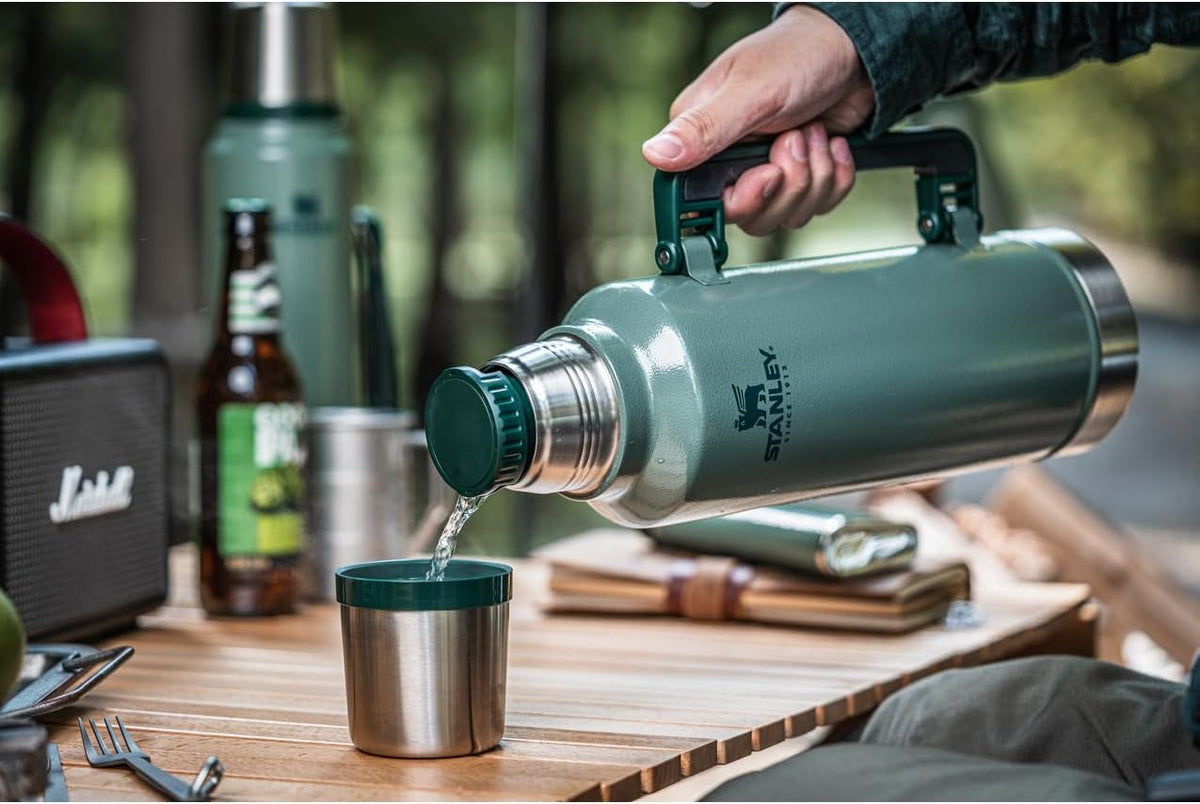Stanley Classic Legendary Vacuum Bottle