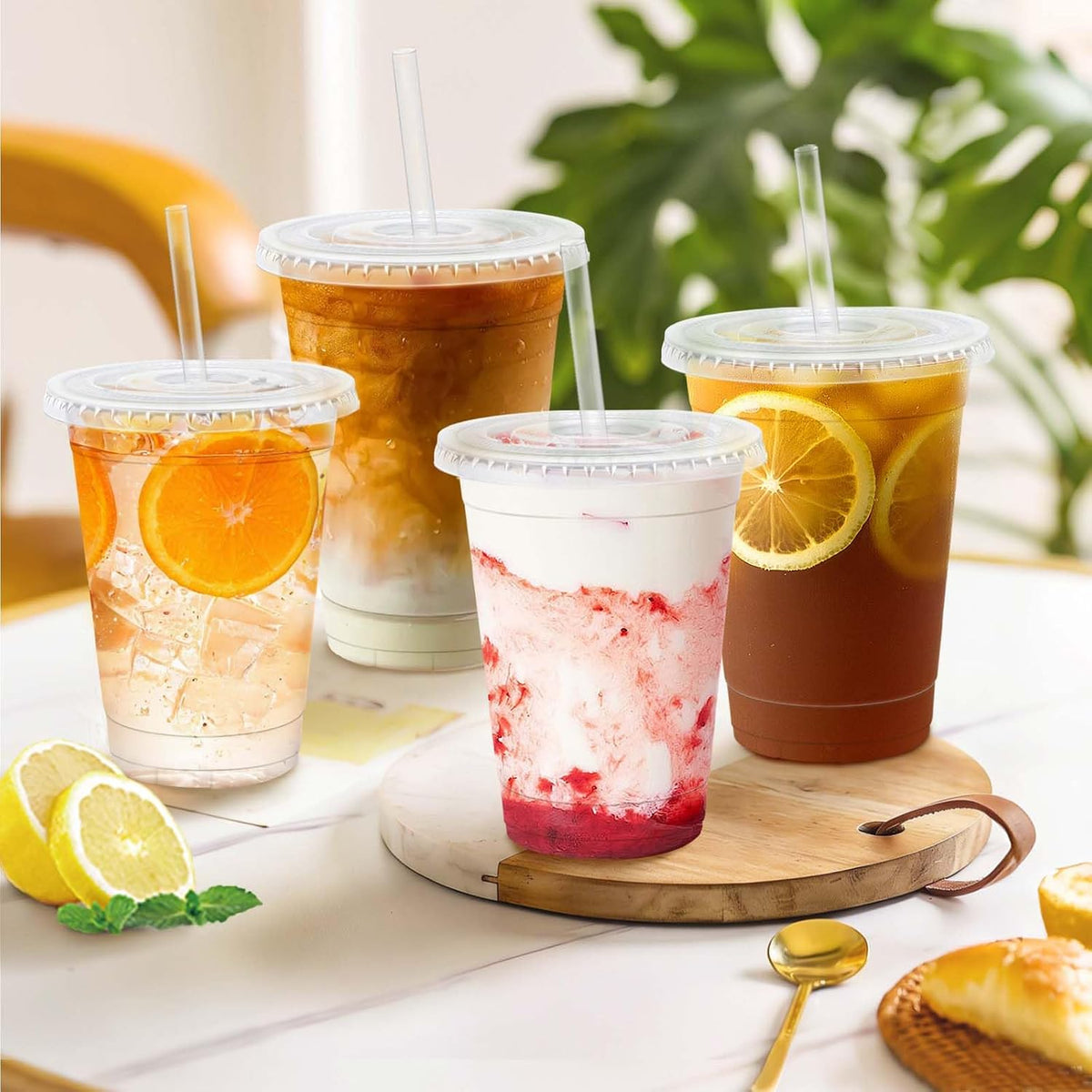 Clawsoff 100 Pack 16 oz Disposable Clear Plastic Cups with Lids and Straws